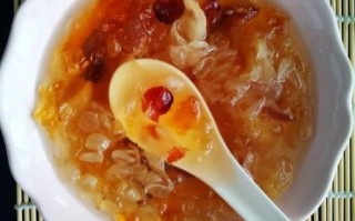 孕妇可以吃桃胶银耳吗_桃胶银耳对胎儿有影响吗