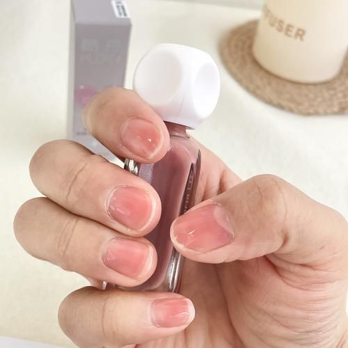 孕妇可以涂指甲油吗_怀孕涂指甲油安全吗-第1张图片-星辰妙记