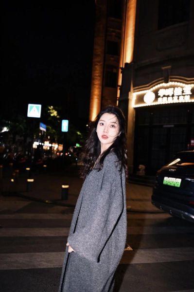 夜景人像镜头怎么选_夜景人像镜头推荐-第2张图片-星辰妙记 夜景人像镜头怎么选_夜景人像镜头推荐-第2张图片-星辰妙记