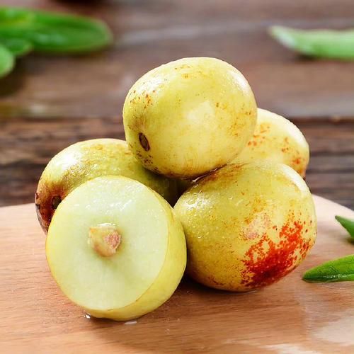 孕妇吃冬枣对胎儿好吗_孕妇吃冬枣的好处与禁忌-第1张图片-星辰妙记 孕妇吃冬枣对胎儿好吗_孕妇吃冬枣的好处与禁忌-第1张图片-星辰妙记