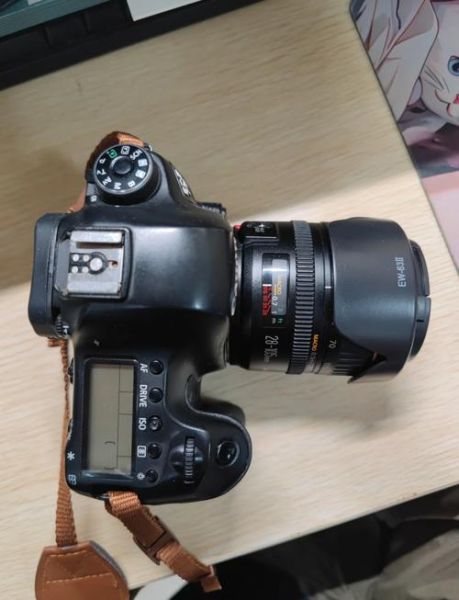 6d标配镜头是什么_适合拍什么题材-第1张图片-星辰妙记