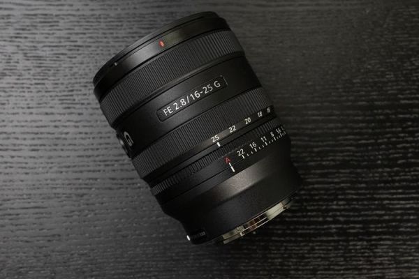 大变焦镜头推荐_哪款大变焦镜头适合旅行-第1张图片-星辰妙记