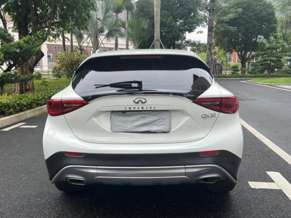 qx30镜头怎么样_qx30镜头值得买吗-第1张图片-星辰妙记