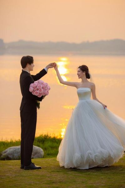 婚纱照镜头怎么选_婚纱照镜头推荐-第1张图片-星辰妙记