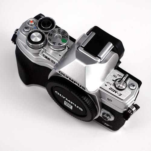 em10镜头值得买吗_em10镜头推荐-第2张图片-星辰妙记