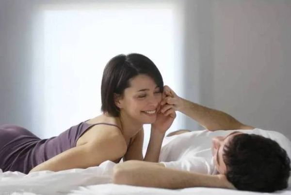 孕妇性交电影_孕期性生活安全吗-第1张图片-星辰妙记