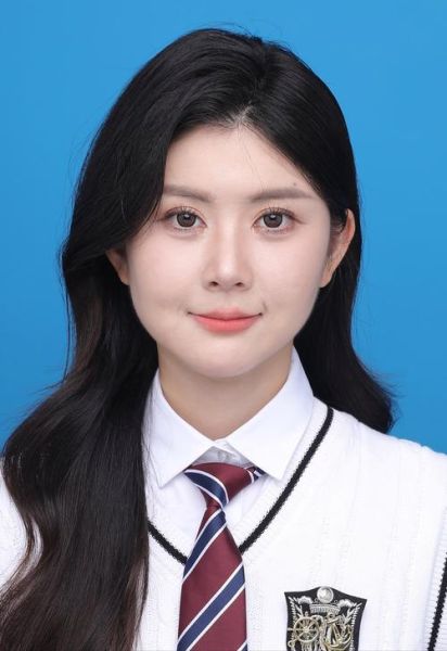 大学证件照有什么要求_证件照背景颜色-第1张图片-星辰妙记 大学证件照有什么要求_证件照背景颜色-第1张图片-星辰妙记