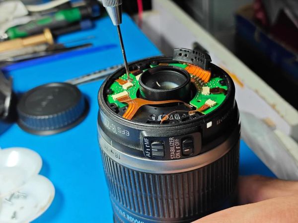 佳能18-200镜头值得买吗_佳能18-200镜头适合拍什么-第1张图片-星辰妙记