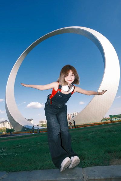 广角镜头怎么拍人像_长焦镜头适合拍什么-第1张图片-星辰妙记