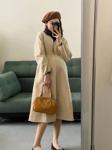 孕妇外套怎么选_孕妇外套秋冬怎么搭配-第2张图片-星辰妙记