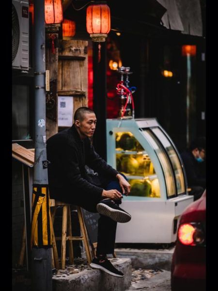 人文定焦镜头推荐_人文街拍用什么镜头-第1张图片-星辰妙记