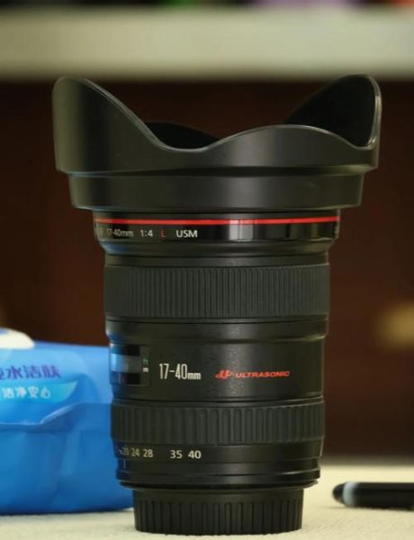 佳能镜头白圈和红圈区别_白圈镜头值得买吗-第2张图片-星辰妙记