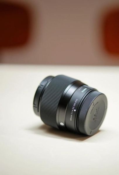 适马镜头翻新靠谱吗_如何挑选二手适马镜头-第1张图片-星辰妙记