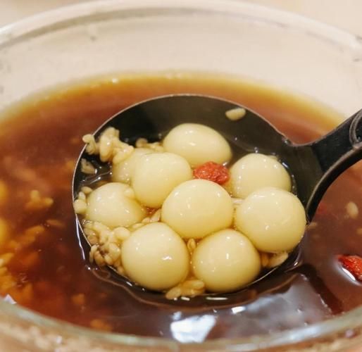 孕妇可以吃甜酒汤圆吗_孕期吃甜酒汤圆安全吗-第1张图片-星辰妙记