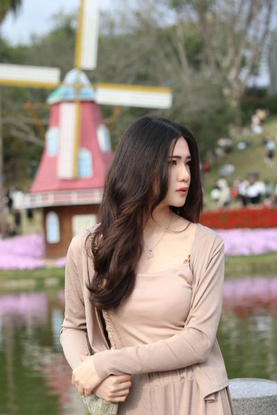 佳能人像镜头推荐_哪支最适合拍妹子-第2张图片-星辰妙记 佳能人像镜头推荐_哪支最适合拍妹子-第2张图片-星辰妙记