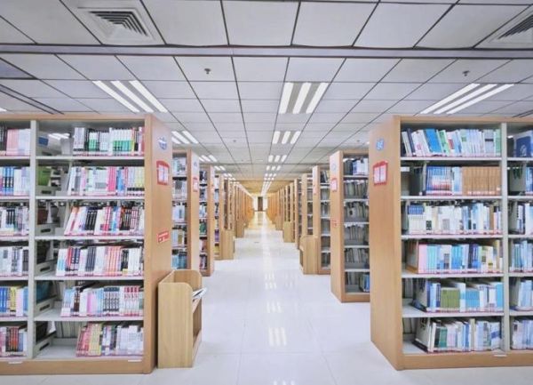 郑州大学图书馆开放时间_如何预约座位-第3张图片-星辰妙记