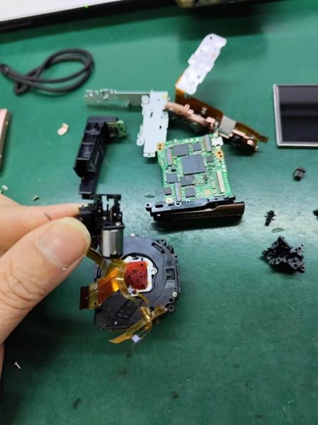 相机镜头有响声_镜头异响怎么解决-第1张图片-星辰妙记