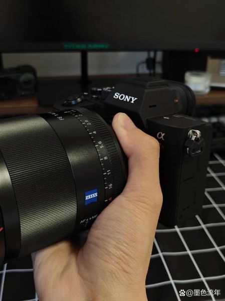 蔡司索尼镜头区别_怎么选-第2张图片-星辰妙记