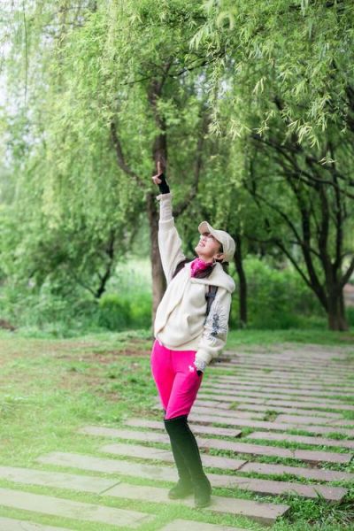 佳能6d2拍人像用什么镜头_佳能6d2人像镜头推荐-第3张图片-星辰妙记 佳能6d2拍人像用什么镜头_佳能6d2人像镜头推荐-第3张图片-星辰妙记