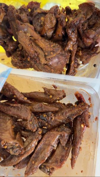 孕妇可以吃周黑鸭吗_孕期能吃周黑鸭鸭脖吗-第1张图片-星辰妙记 孕妇可以吃周黑鸭吗_孕期能吃周黑鸭鸭脖吗-第1张图片-星辰妙记