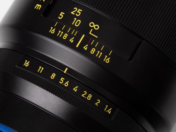 蔡司大师镜头怎么样_适合什么相机-第3张图片-星辰妙记