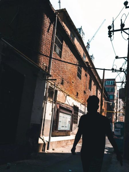 单反扫街镜头推荐_扫街用什么焦段好-第3张图片-星辰妙记